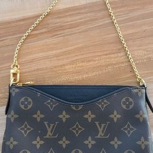 Louis Vuitton Pallas Clutch Monogram canvas